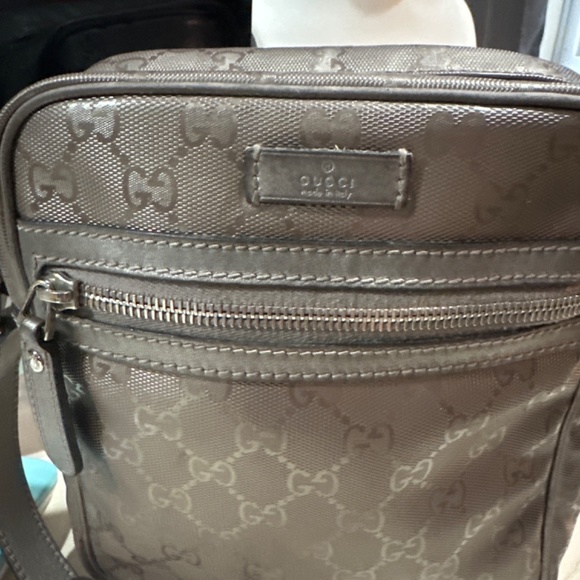 authentic gucci imprime crossbody bag - Picture 3 of 16